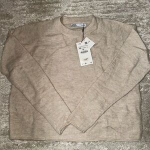 New w/ Tags Zara knit sweater